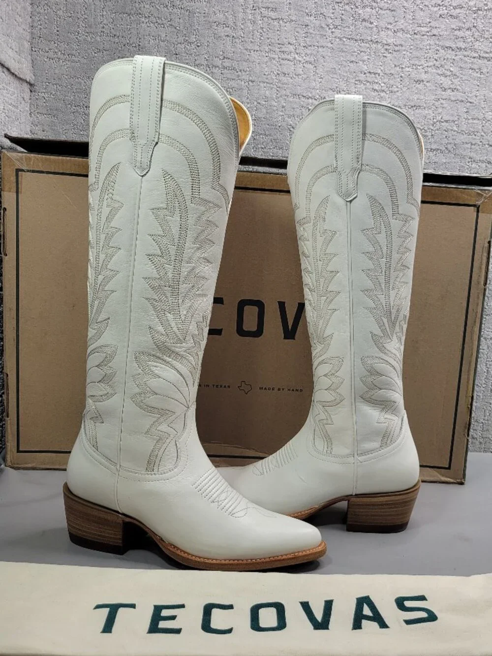 Tecovas The Abby Women's Size US 7.5B Snow Cowhide Cowgirl Boots.